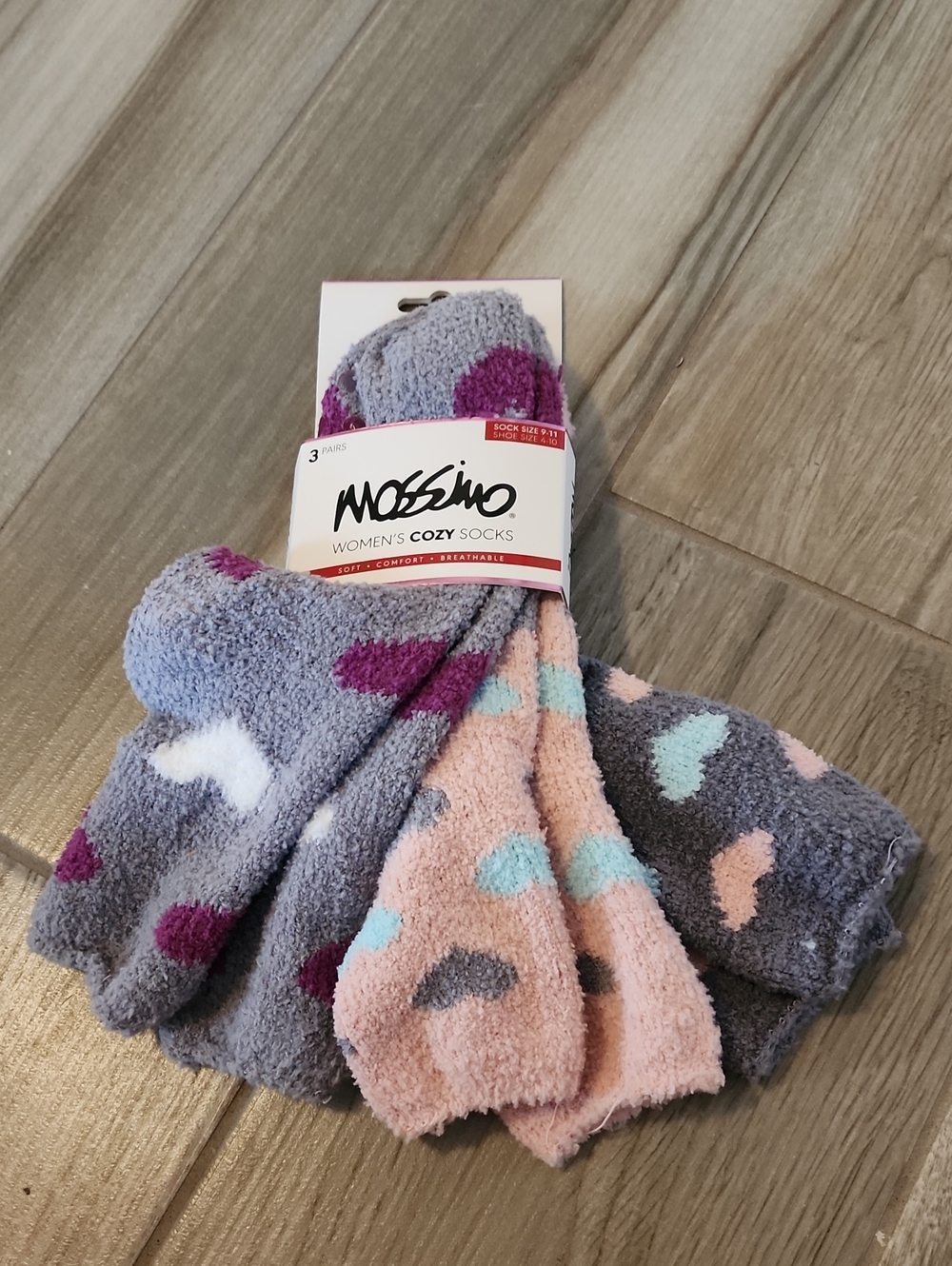 NWT Mossimo 3 Pairs Cozy Socks With Grippers
